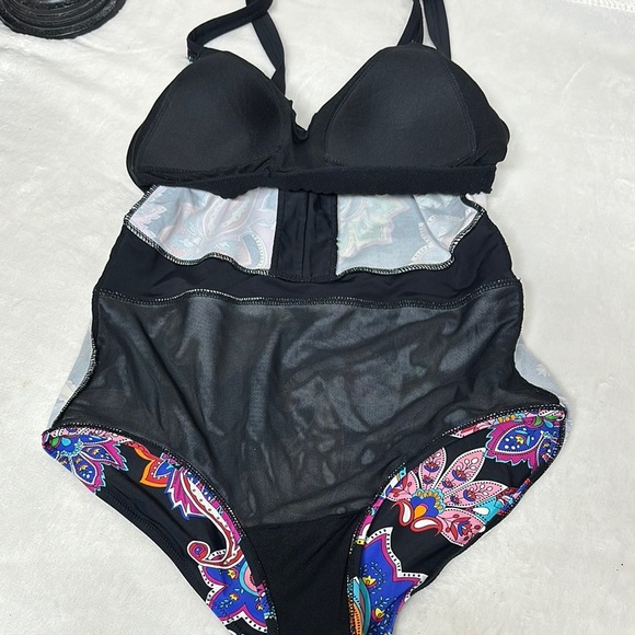 NWT Mazu Swim Colorful Paisley Women's One Piece Swimsuit - Picture 7 of 11